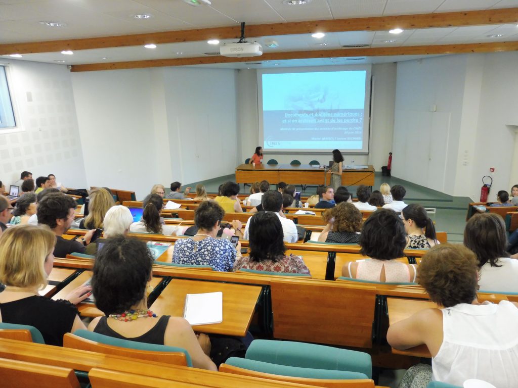 Présentation des services d'archivage du CINES, 24 juin 2016